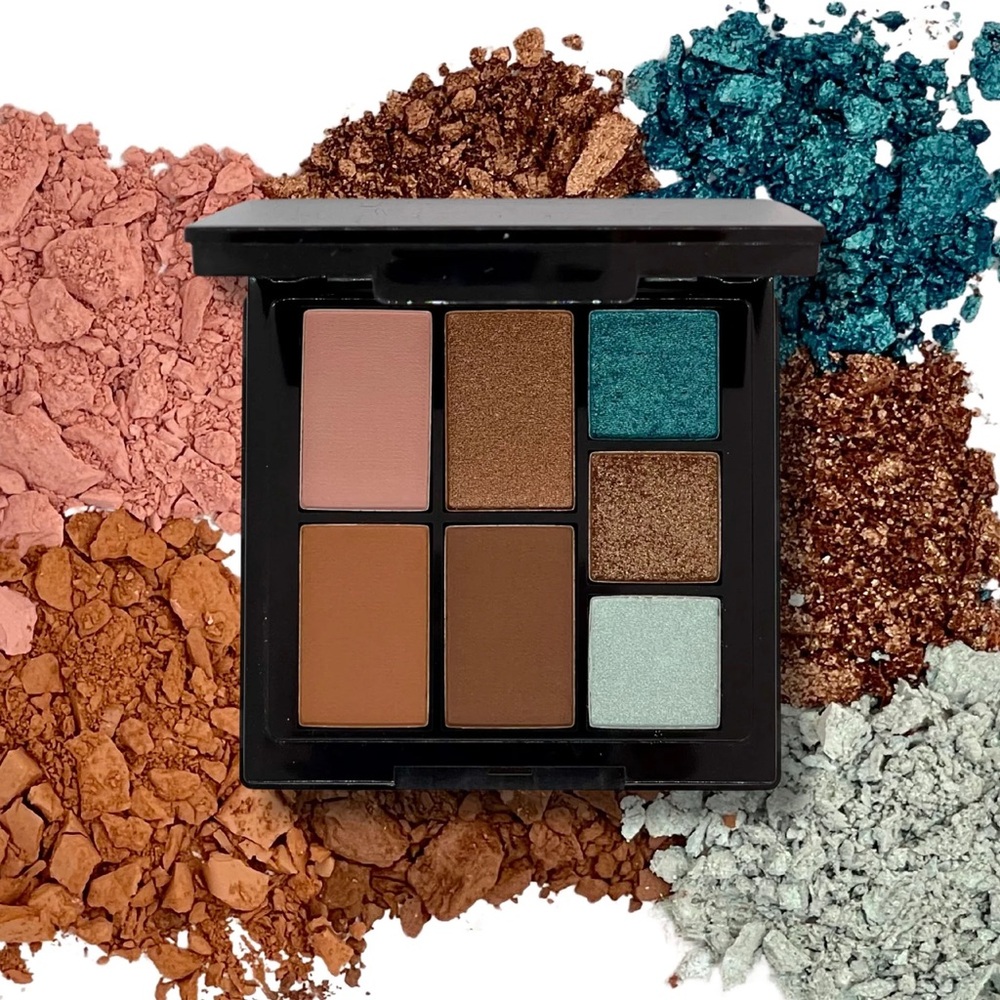 Reina Rebelde Sirena Eyeshadow Palette Wet Dry Eye Colour